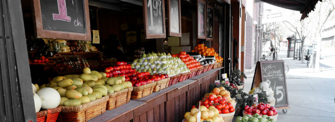 street-market-fruits-grocery